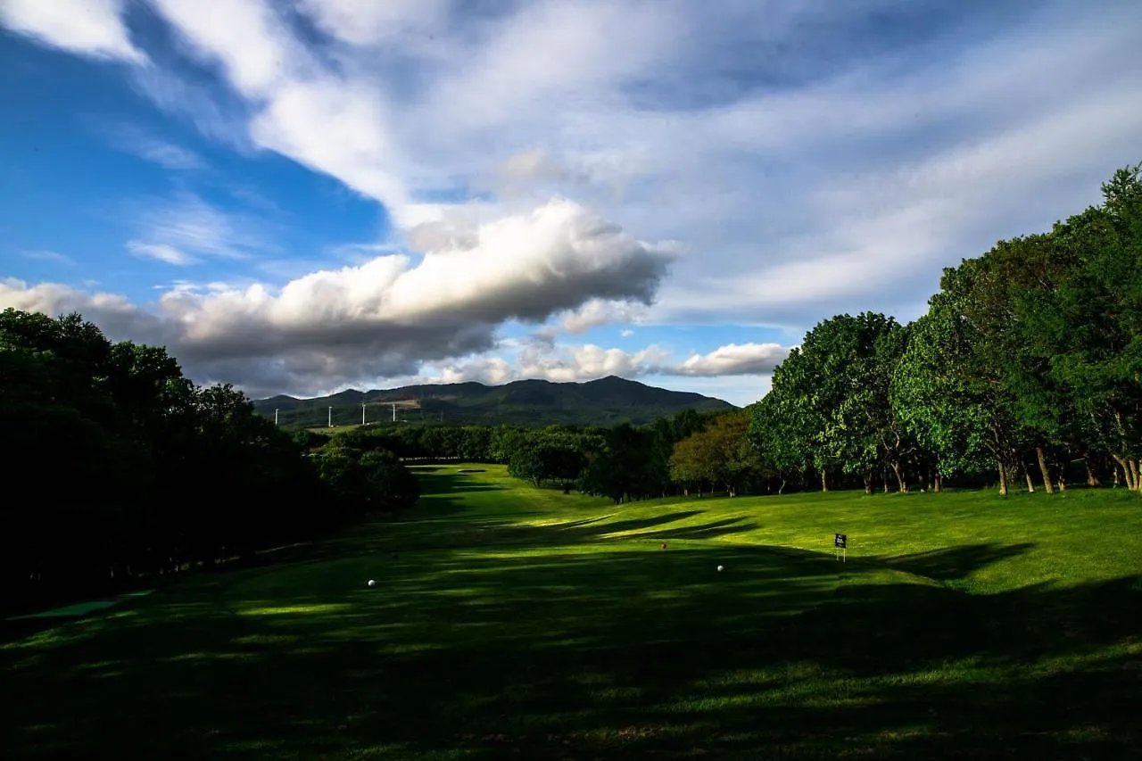 Muroran Gramping - Golf Resort Luxe tent