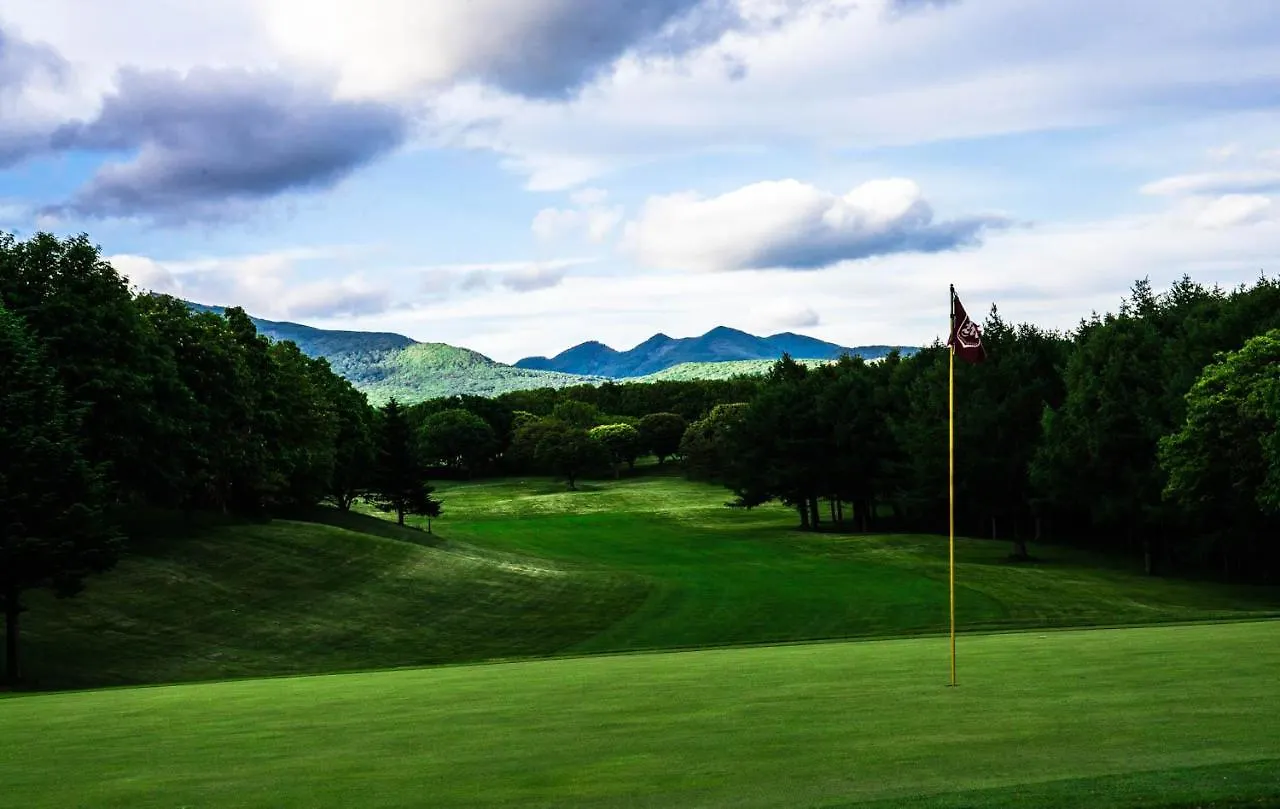 Muroran Gramping - Golf Resort Luxe tent